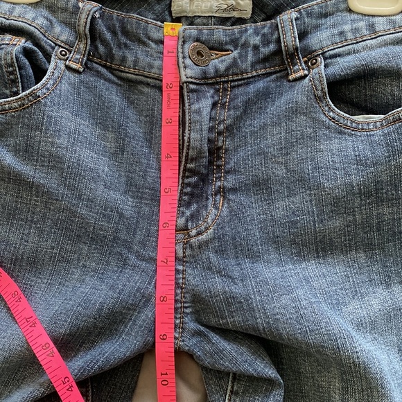 CHICO’S Ultimate fit slim leg - Picture 4 of 9